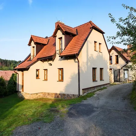 In With Garden Retreat Prázdninový dům