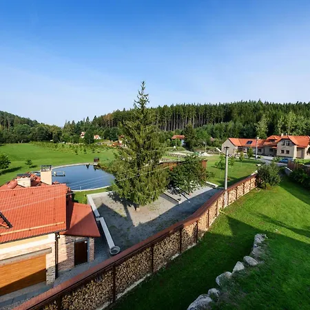 Prázdninový dům In With Garden Retreat