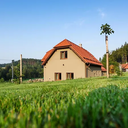 In With Garden Retreat Prázdninový dům *