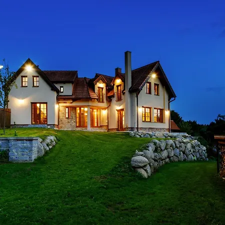 Prázdninový dům In With Garden Retreat Varvazov