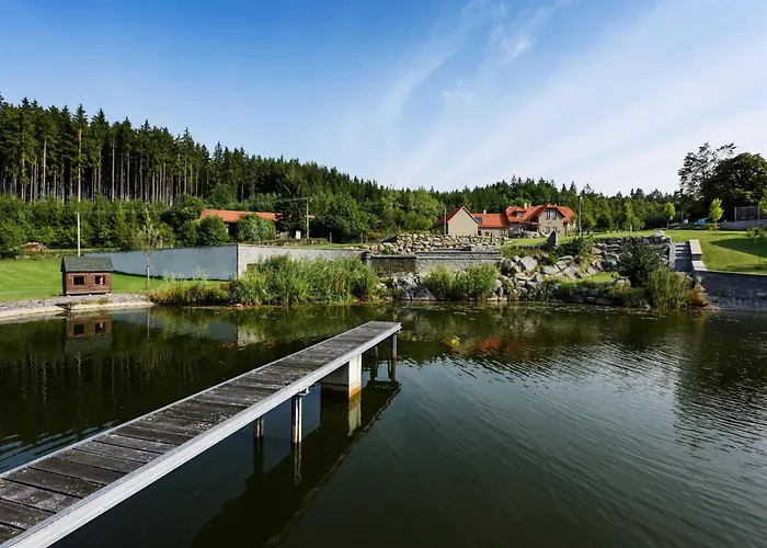 Holiday home In With Garden Retreat *